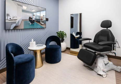 Shah Aesthetic Surgery consultation room